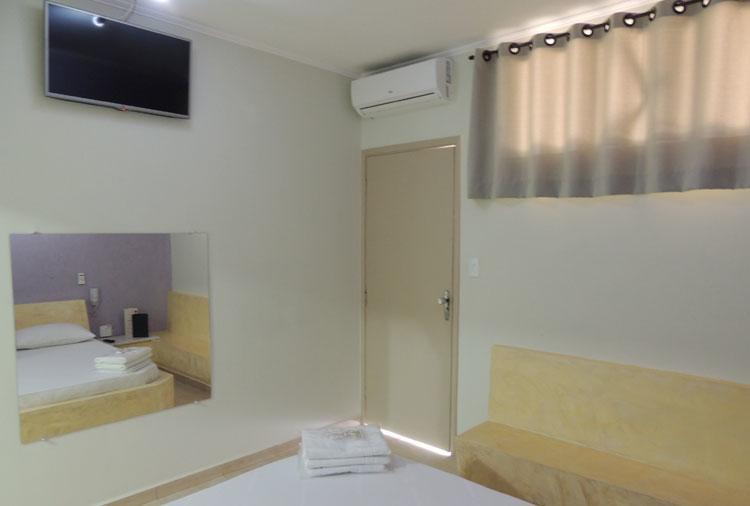 Motel Kokeluxe Кашоейра Паулиста Екстериор снимка